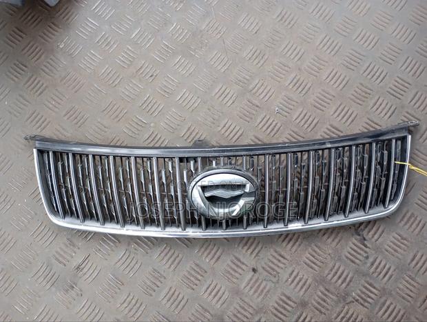 Fielder Axio 2008 Grill