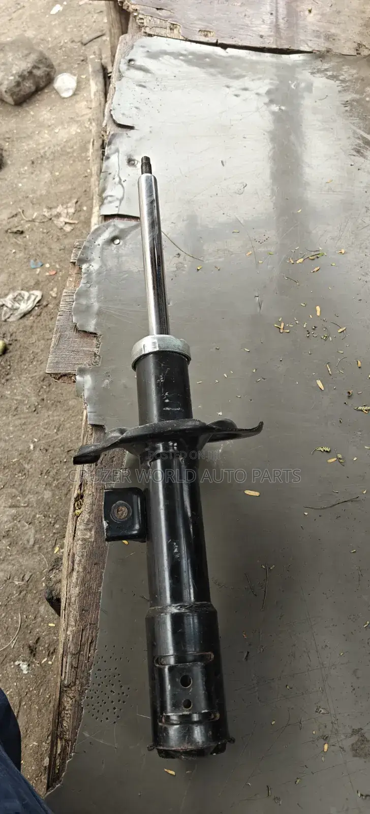 Mistubishi Garant Front Shock