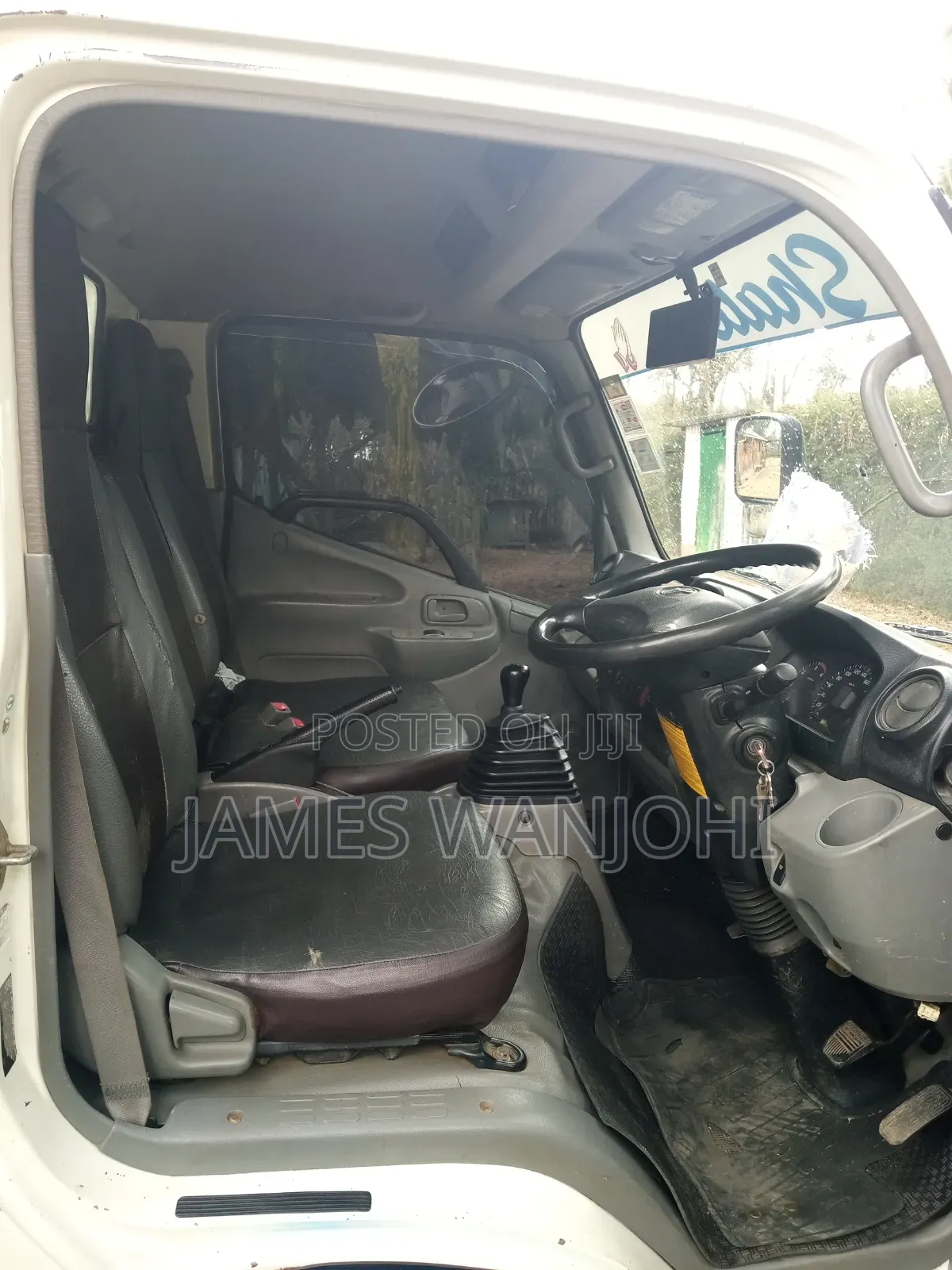 A Very Clean Toyota Dyna 2013 Edition