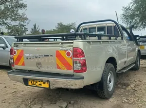 Toyota Hilux 2016