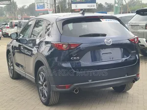 Mazda CX-5 2019 Blue