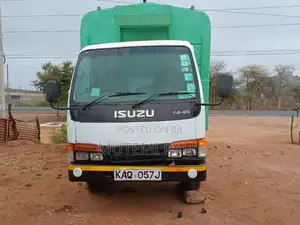 ISUZU NHR on Quick Sale. Negotiable on Viewing