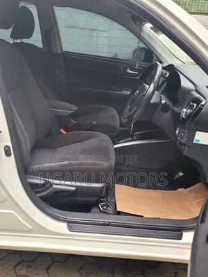Toyota Axio 2018 White