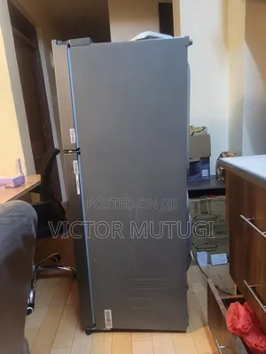 LG Refrigerator (Fridge)