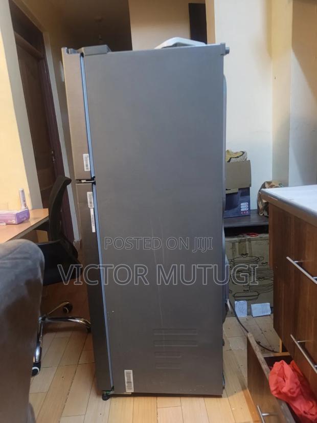 LG Refrigerator (Fridge) - thumbnail 3