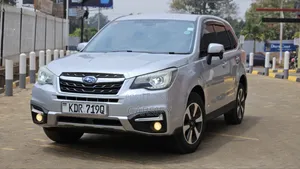 Subaru Forester 2017 Silver