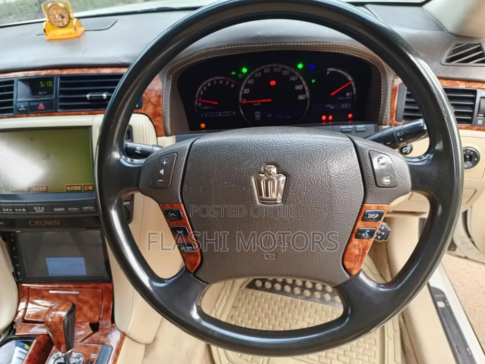 Toyota Crown 2007 White