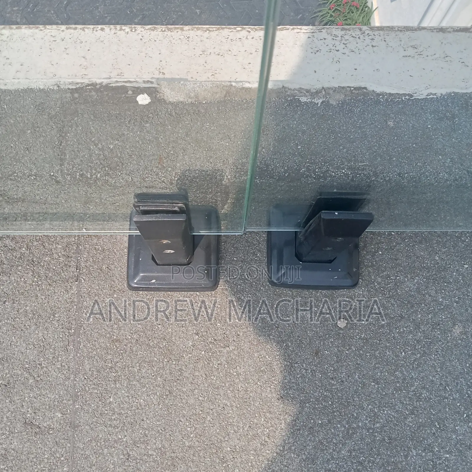 Balcony Glass and Spigots