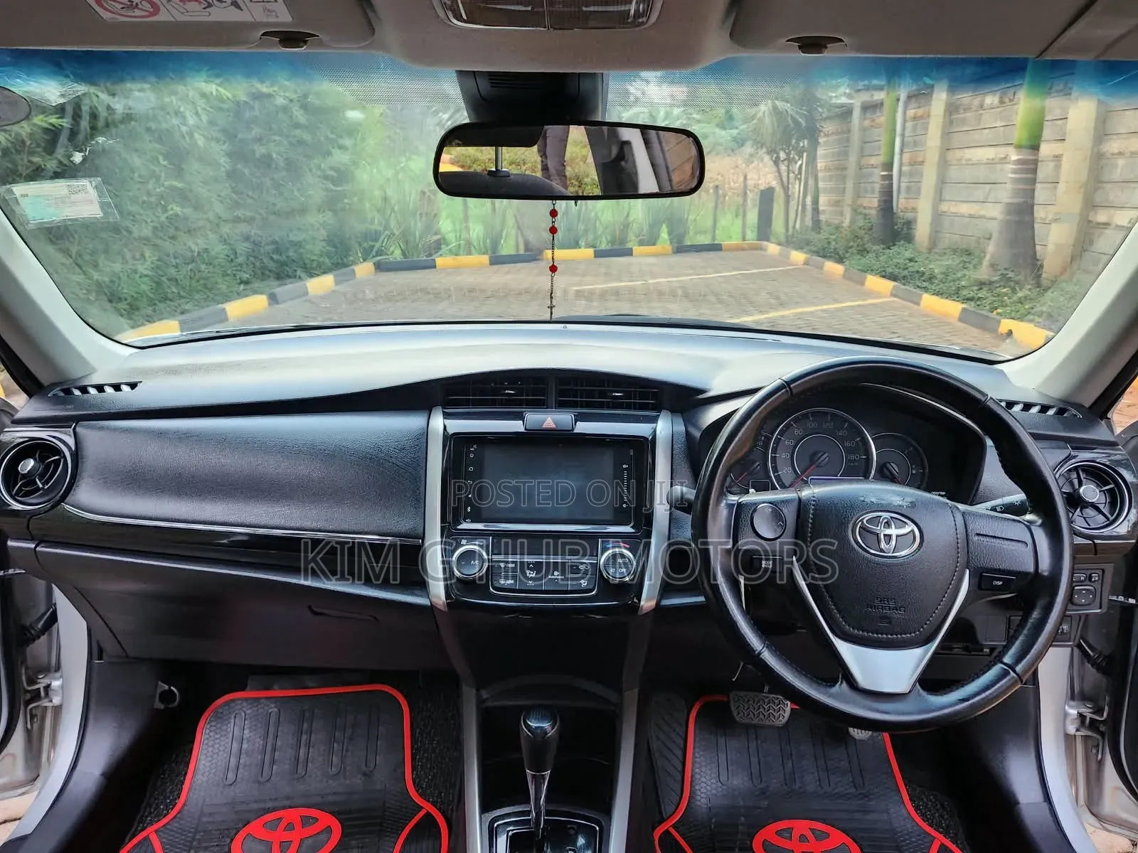 Toyota Axio 2018 Silver