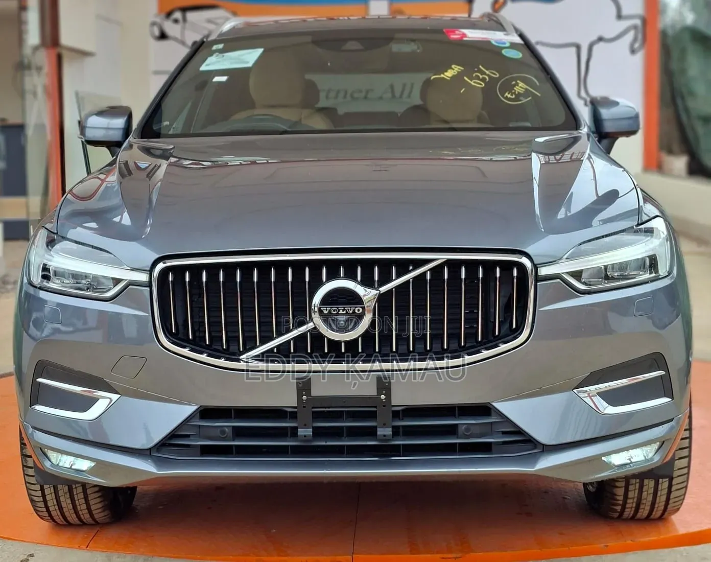 Volvo XC60 2019 Silver