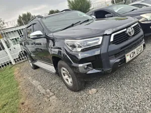 Toyota Hilux 2013 Black