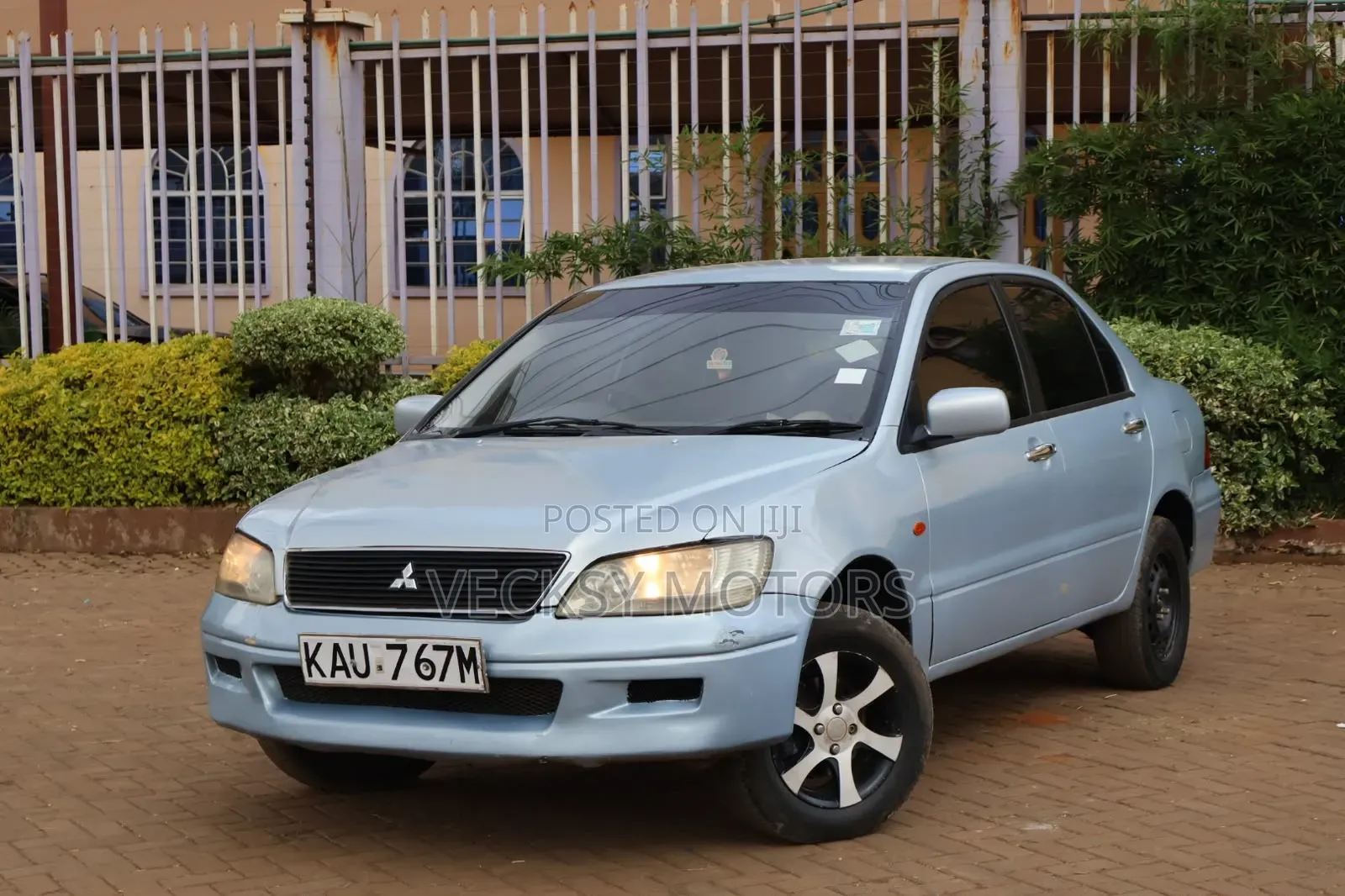 Mitsubishi Lancer Cedia 1999 Blue