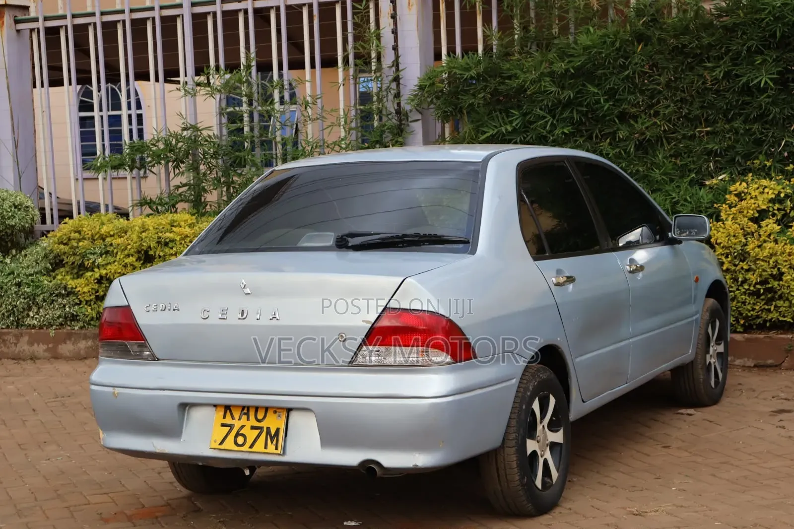 Mitsubishi Lancer Cedia 1999 Blue