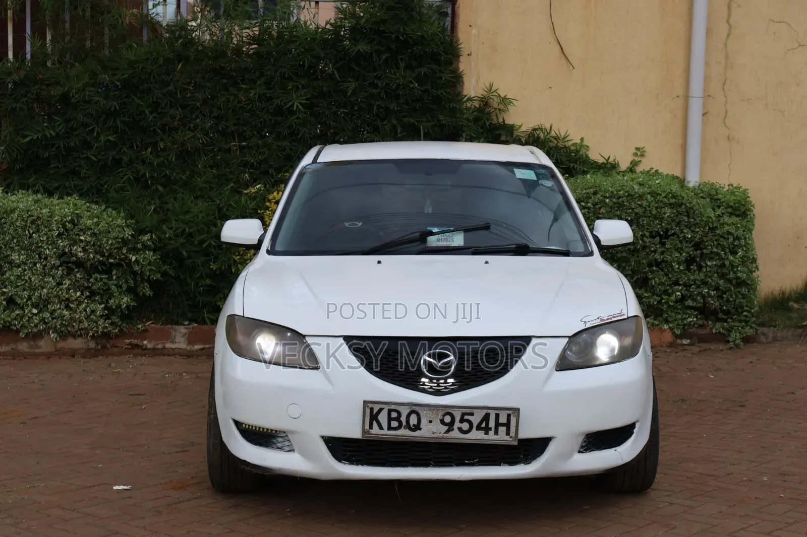 Mazda Axela 2004 White
