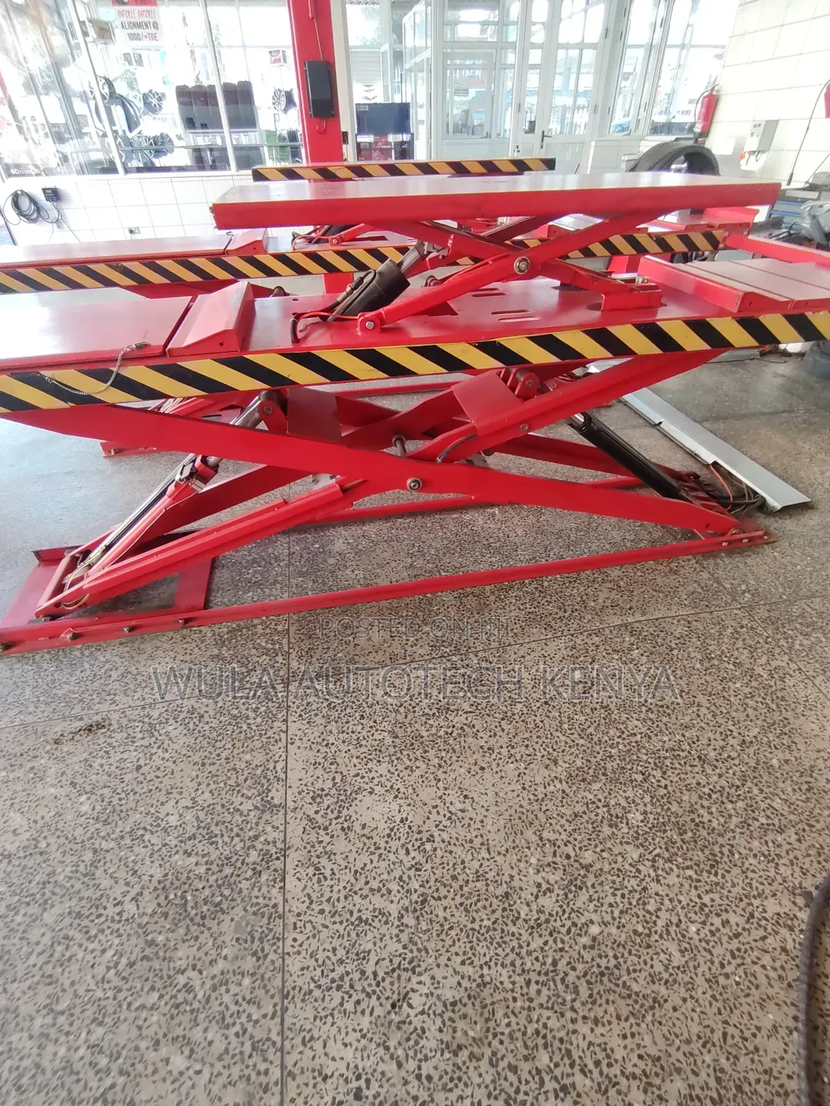 Hydraulic Overload and Failure Protection System Big Scissor Carlift