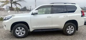 Toyota Land Cruiser Prado 2019 White