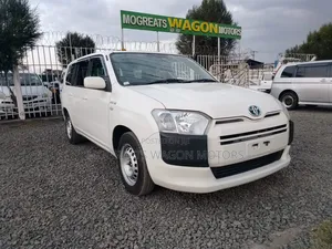 Toyota Succeed 2019 White