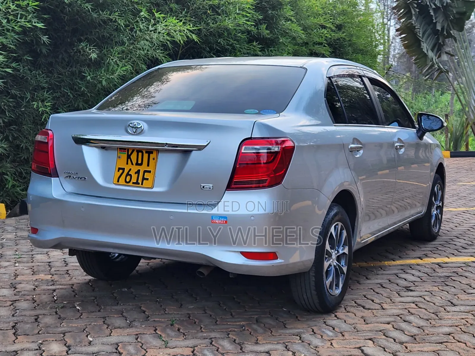 Toyota Axio 1.5 G 2WD 2018 Silver