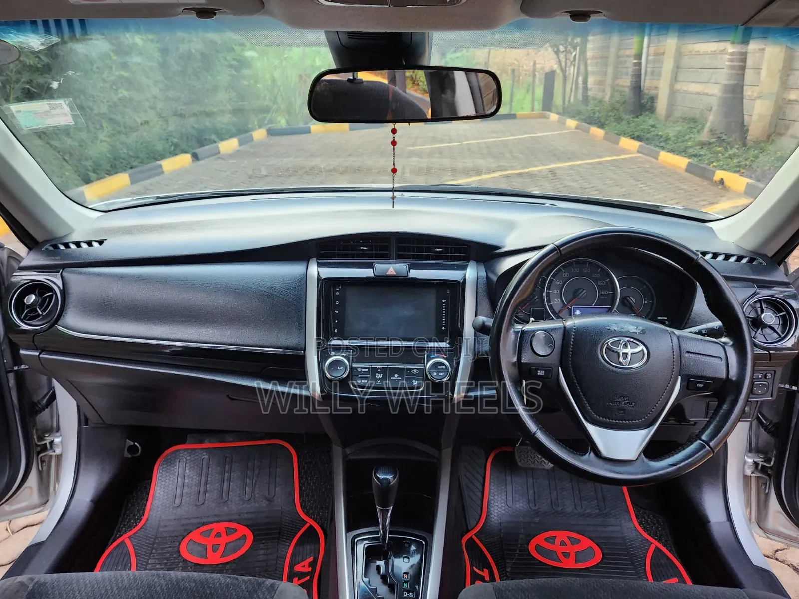 Toyota Axio 1.5 G 2WD 2018 Silver