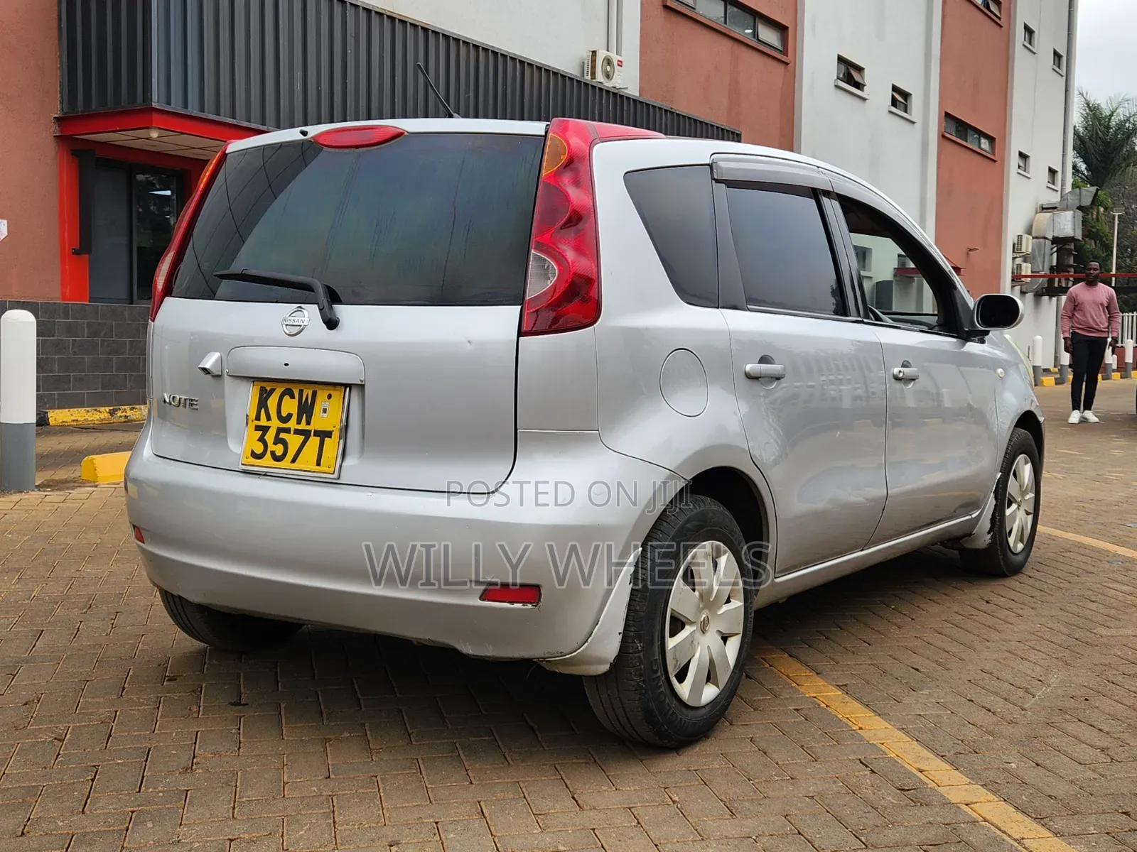 Nissan Note 2012 Silver