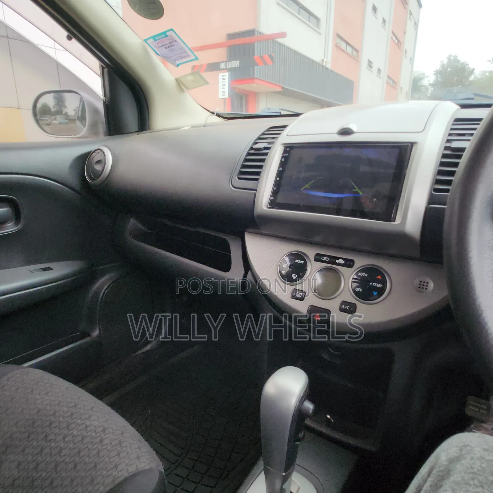 Nissan Note 2012 Silver
