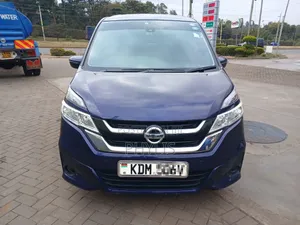 Nissan Serena 2017 Blue