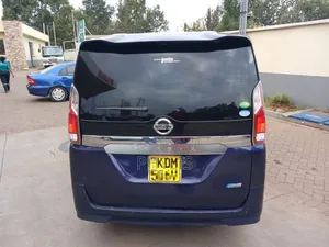 Nissan Serena 2017 Blue