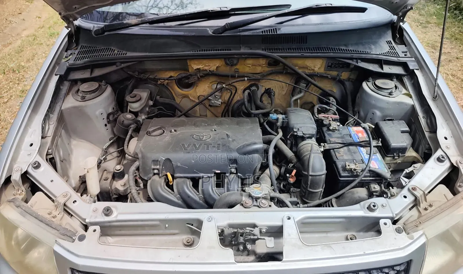 Toyota Succeed 2011 Silver