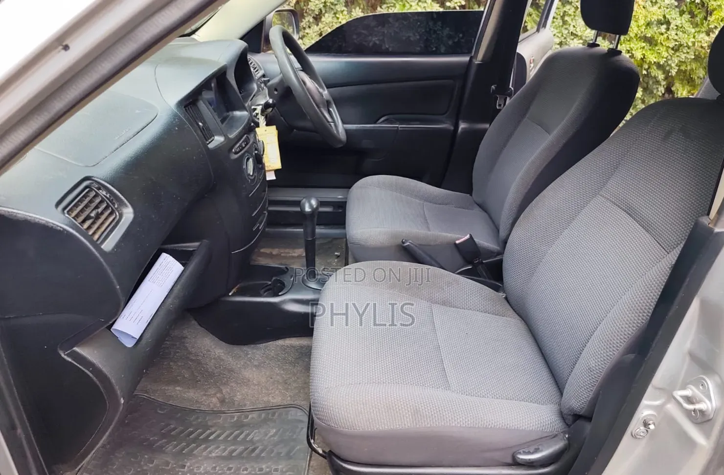 Toyota Succeed 2011 Silver