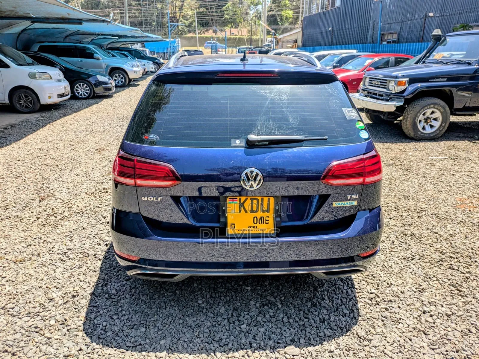 Volkswagen Golf 2017 Blue