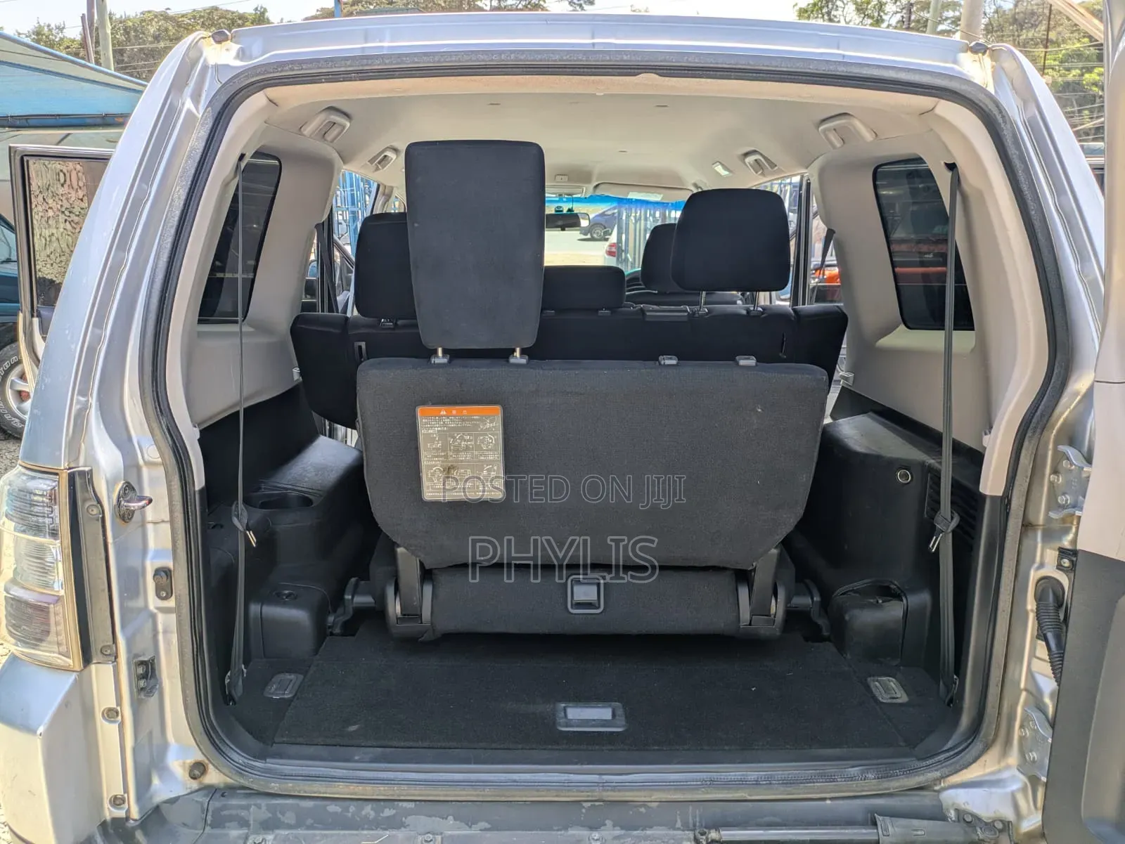 Mitsubishi Pajero 2009 Silver