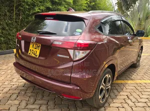 Honda Vezel 2015 Maroon