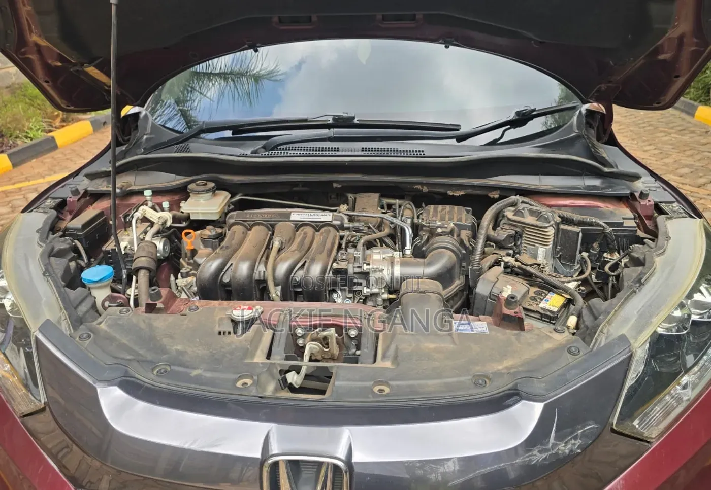 Honda Vezel 2015 Maroon