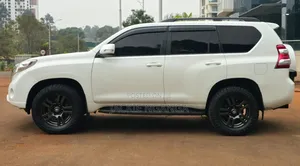 Toyota Land Cruiser Prado 2010 White