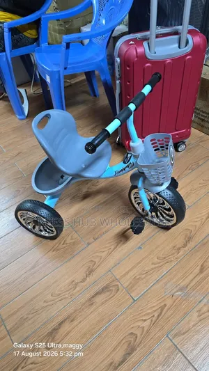 Baby** Tricycle **.