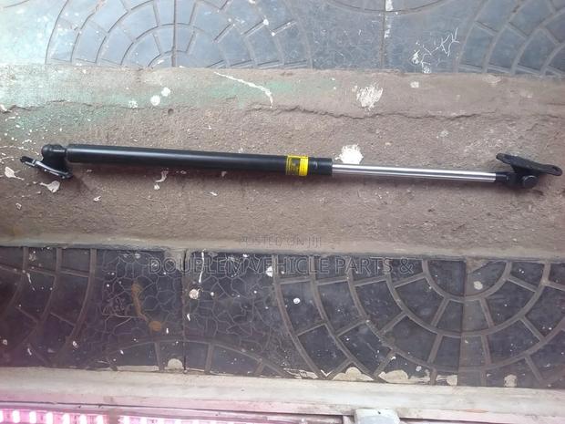 Caldina Nyama/Old Model Bootshocks/Shock Struts Caldina 1990-1999 R/L