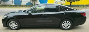 Toyota Crown 2013