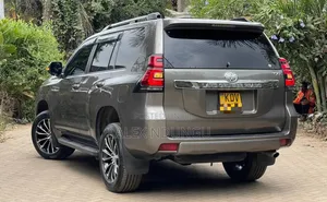 Toyota Land Cruiser Prado 2014 Silver