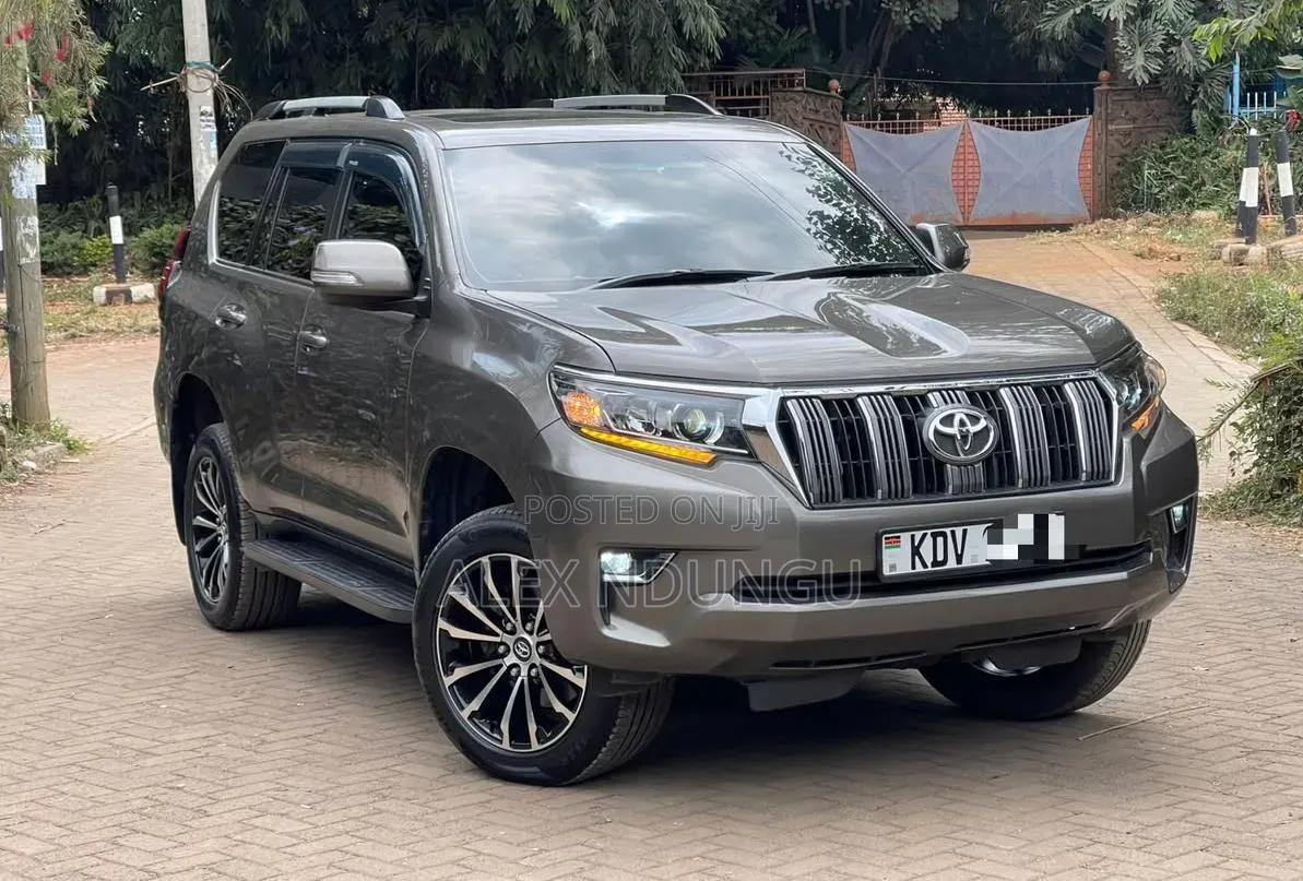 Toyota Land Cruiser Prado 2014 Silver