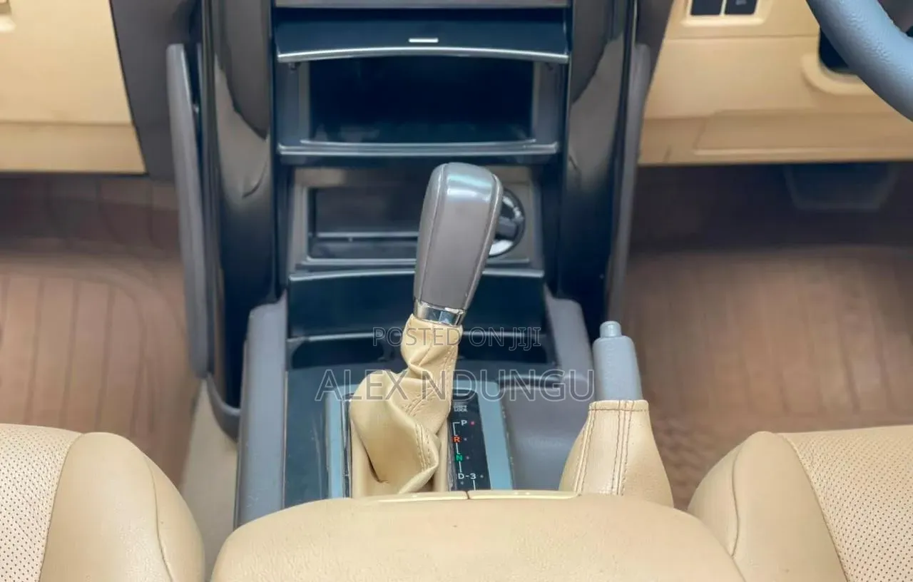 Toyota Land Cruiser Prado 2014 Silver