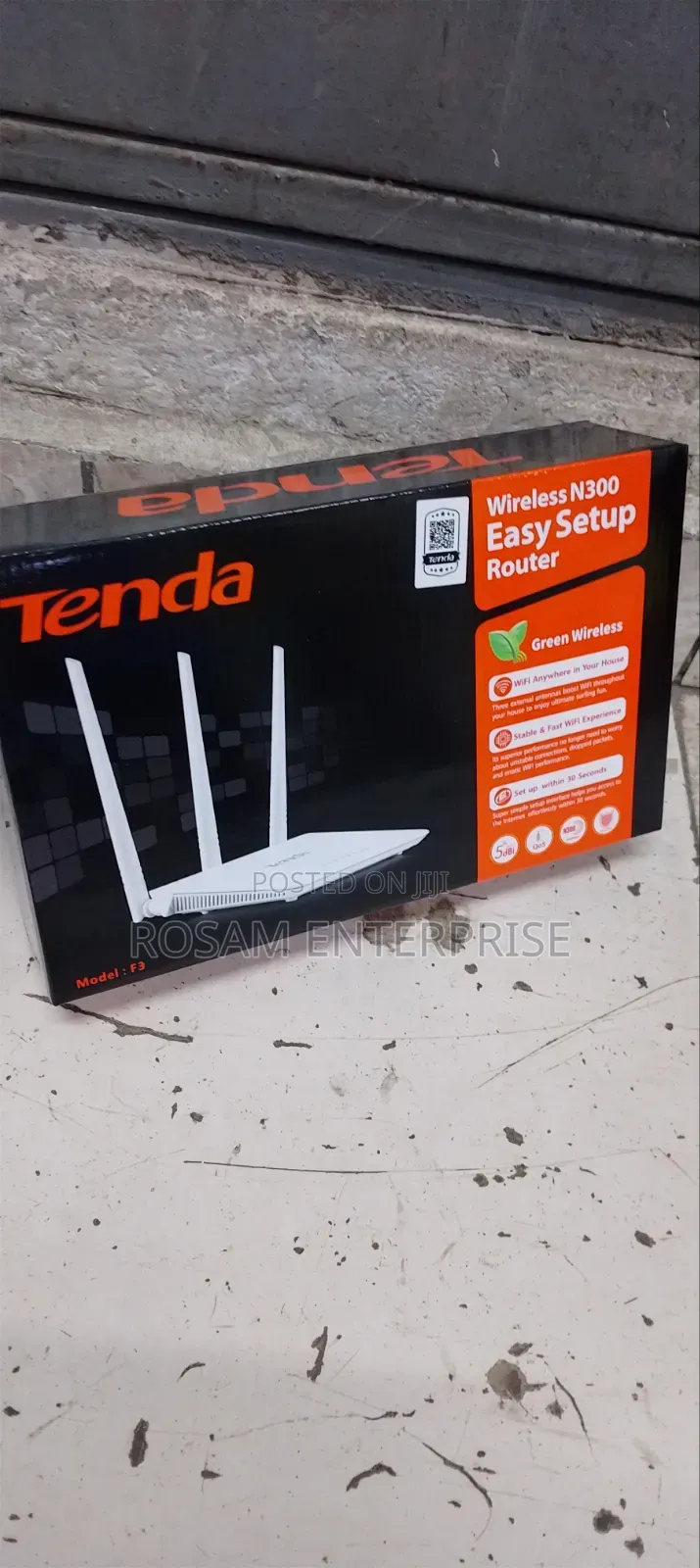 Tenda F3 Wireless N300 Router.