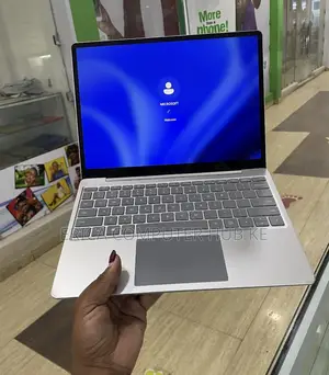 Laptop Microsoft Surface Go 16GB Intel Core i5 SSD 256GB