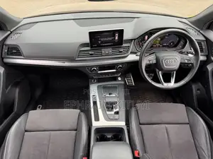 Audi Q5 2.0T Premium AWD quattro 2019 Blue
