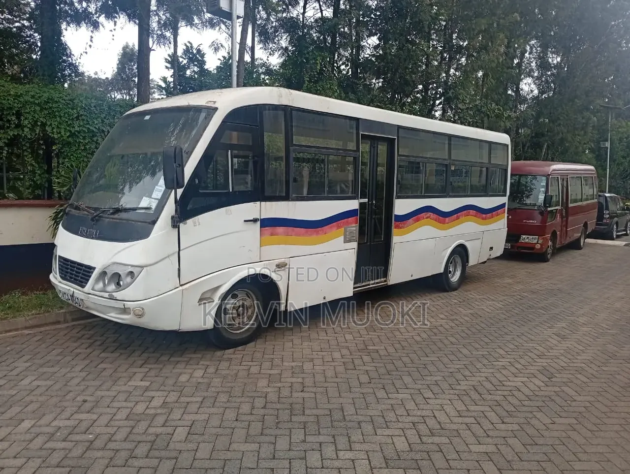 Isuzu NQR 2014 White
