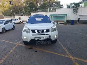 Nissan X-Trail 2011 Pearl