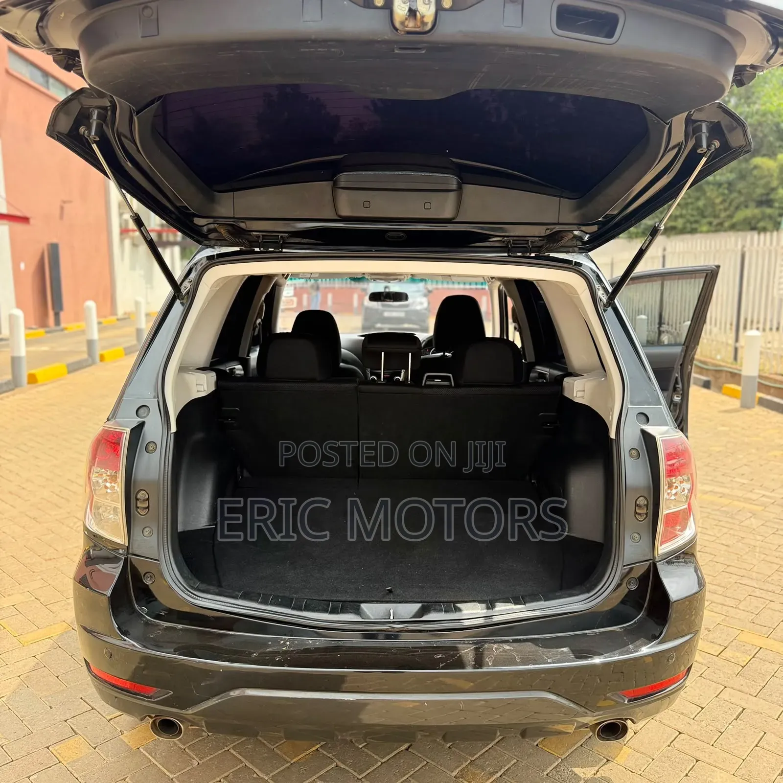 Subaru Forester 2012 Black