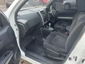Nissan X-Trail 2011 Pearl