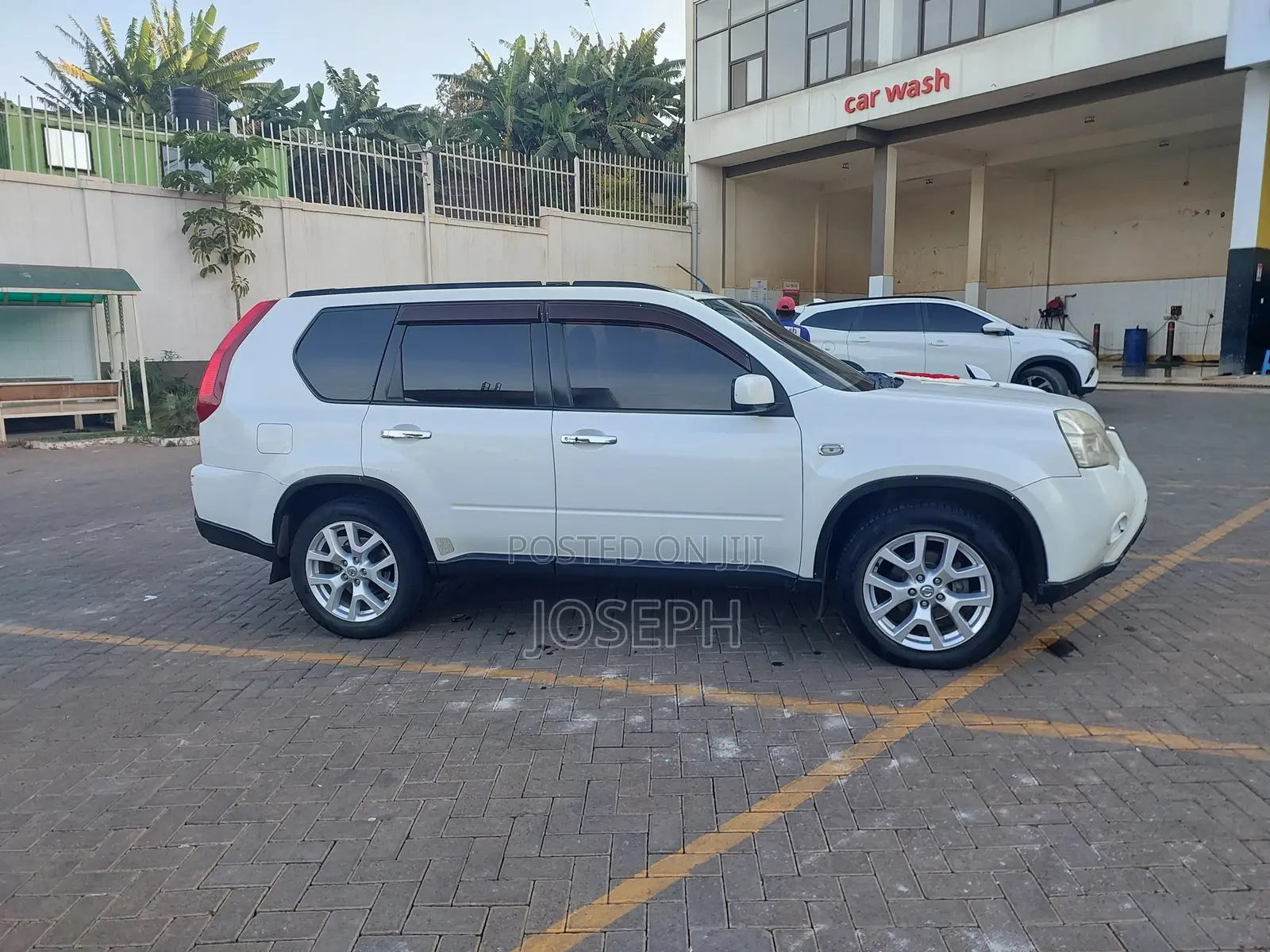 Nissan X-Trail 2011 Pearl