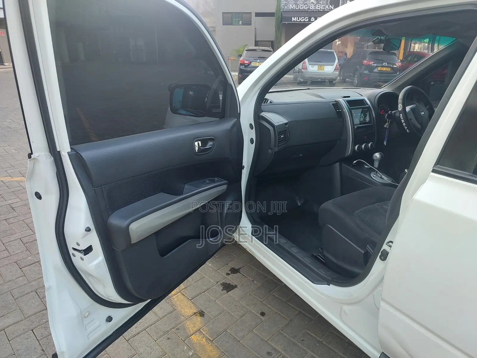 Nissan X-Trail 2011 Pearl