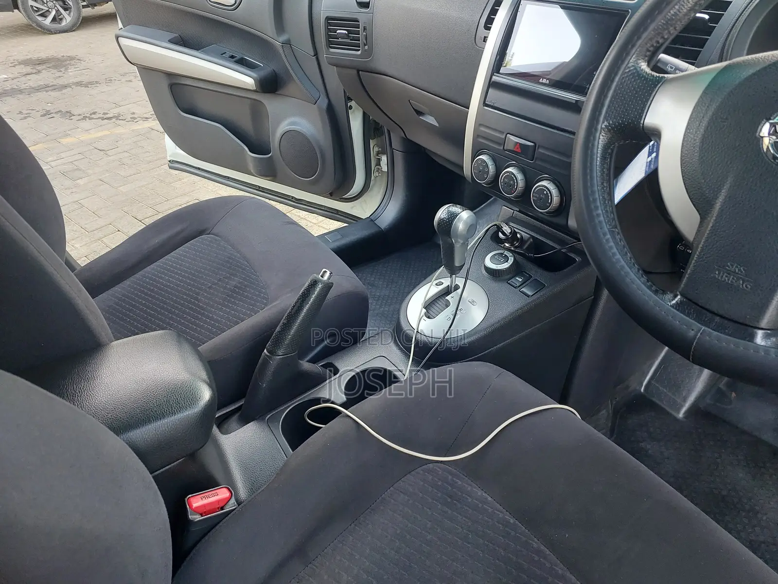 Nissan X-Trail 2011 Pearl